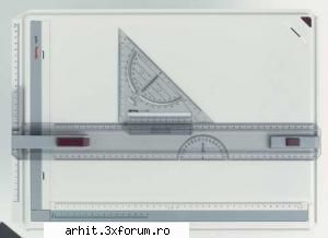 planseta rotring rapid a3 este dintr-un material rezistent la uzura si incasabil, se poate inclina.